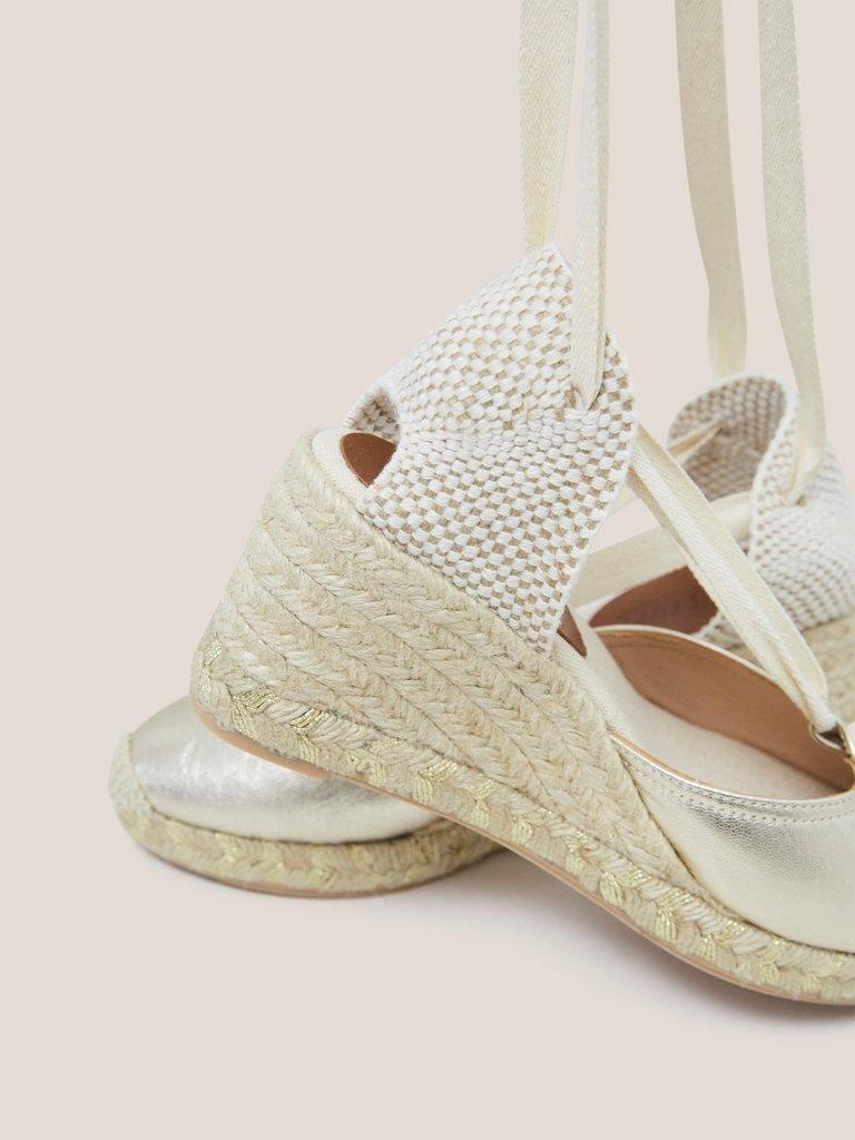 White best sale espadrille wedges