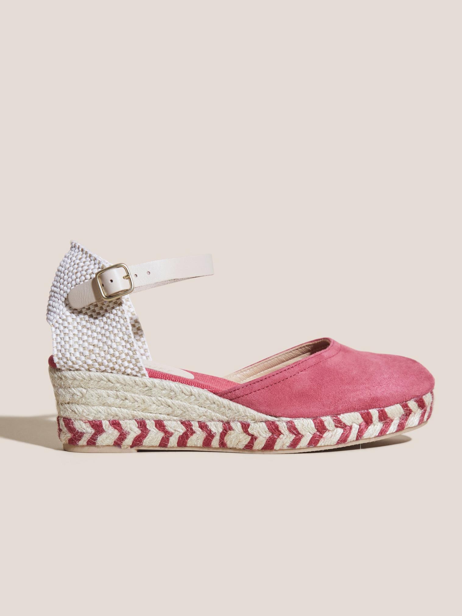 Espadrille Suede Closed Wedge in PINK MLT - MODEL FRONT