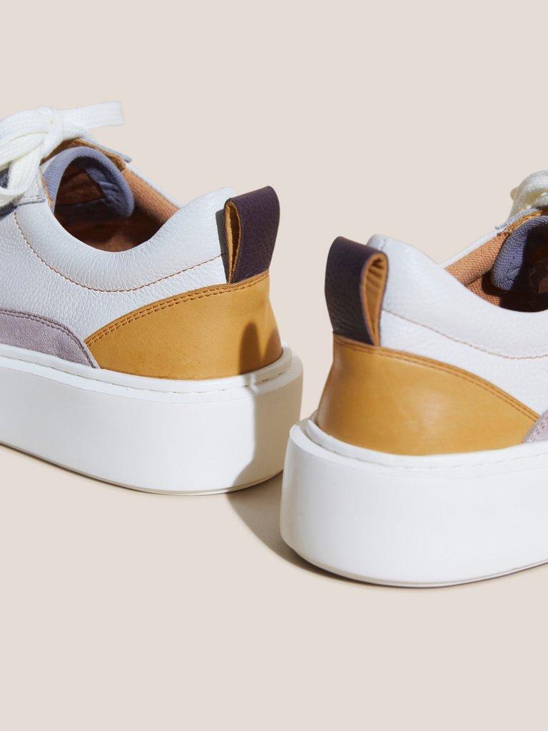XL Extralight Leather Trainer in WHITE MLT - FLAT DETAIL