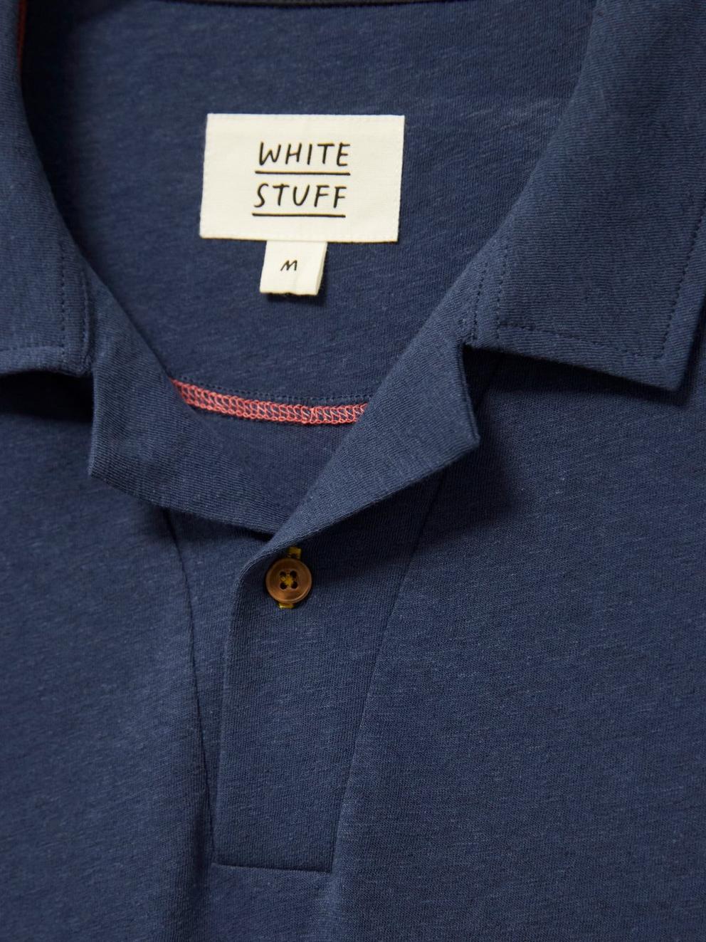 Linen Blend Polo in INDIGO BLE - FLAT DETAIL