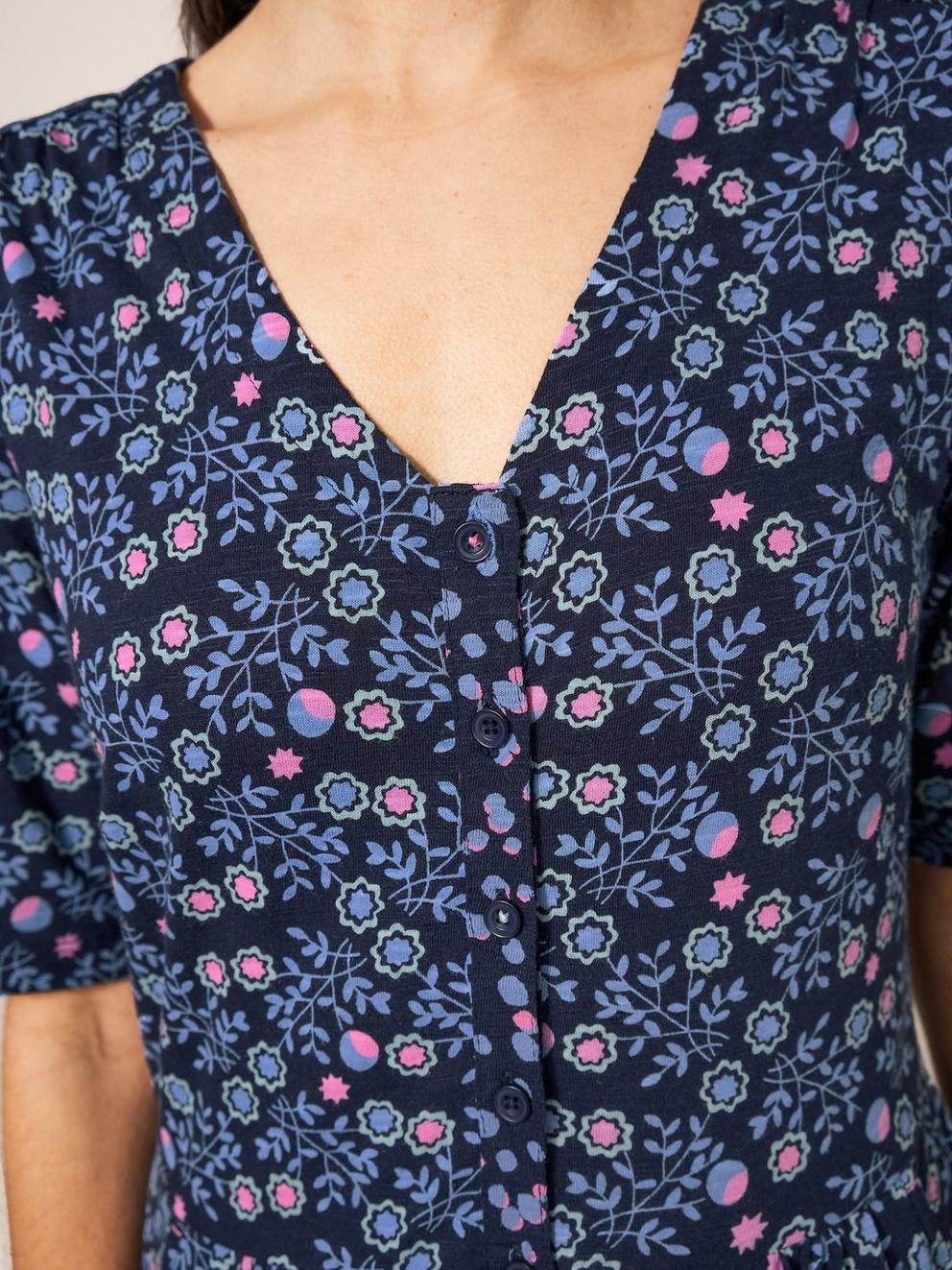 Pearl Midi Jersey Dress in NAVY MULTI - MODEL DETAIL