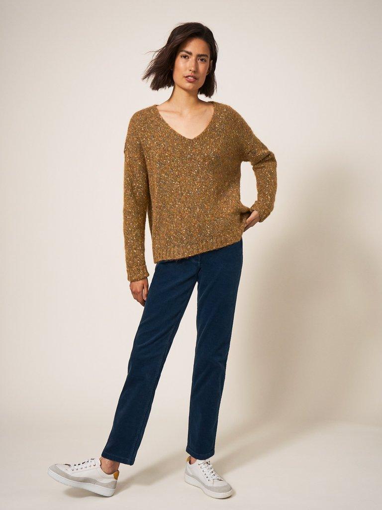 TEXTURE JUMPER in BROWN MLT - MODEL FRONT
