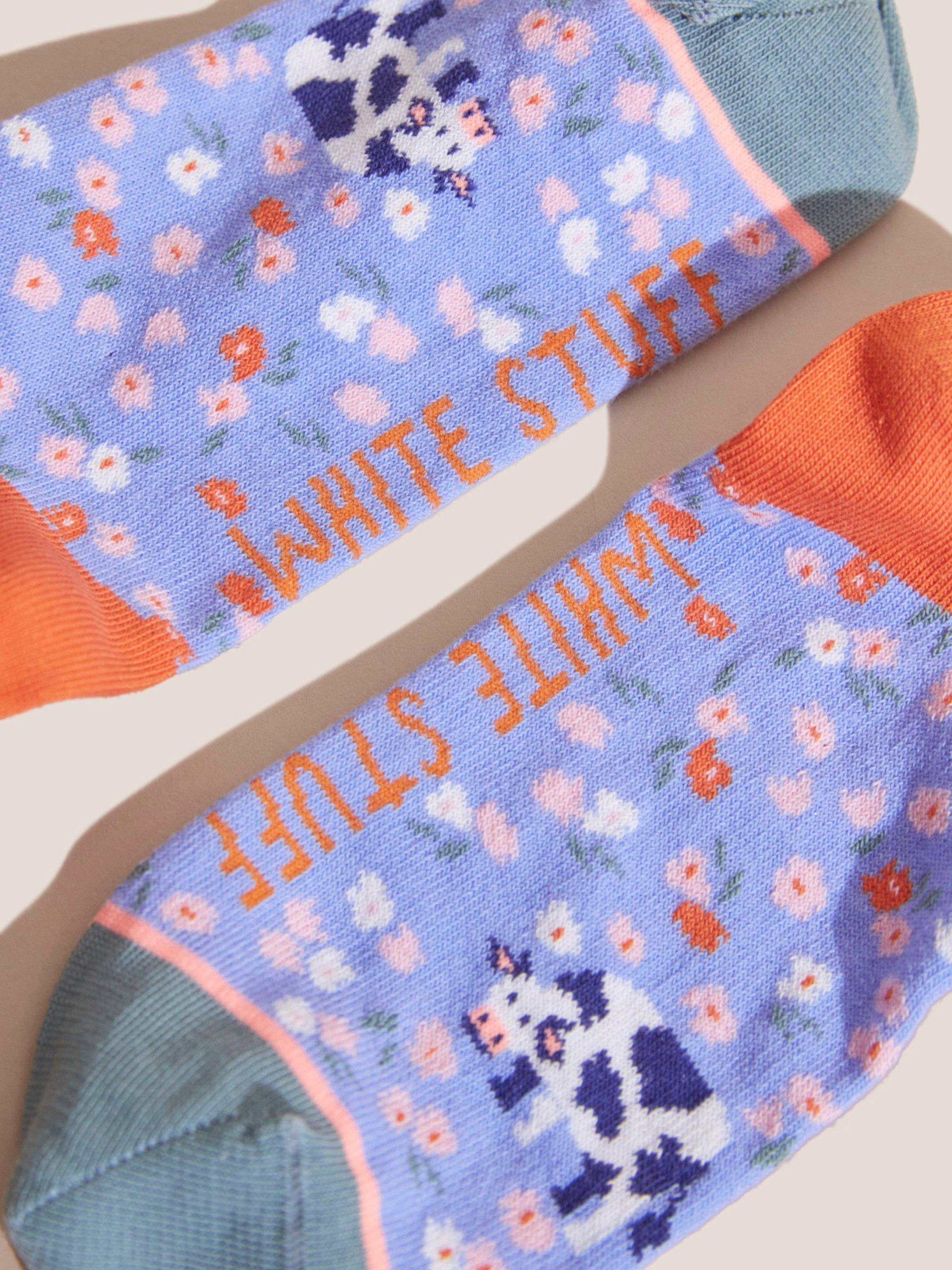 Cow Floral Ankle Socks in BLUE MLT - FLAT DETAIL
