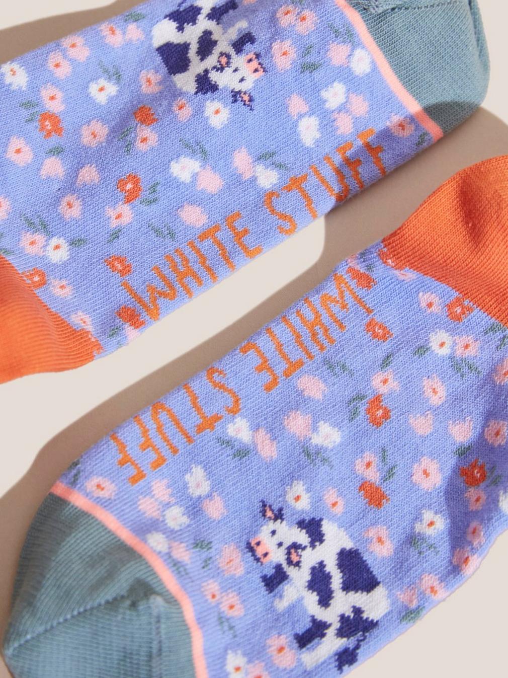 Cow Floral Ankle Socks in BLUE MLT - FLAT DETAIL