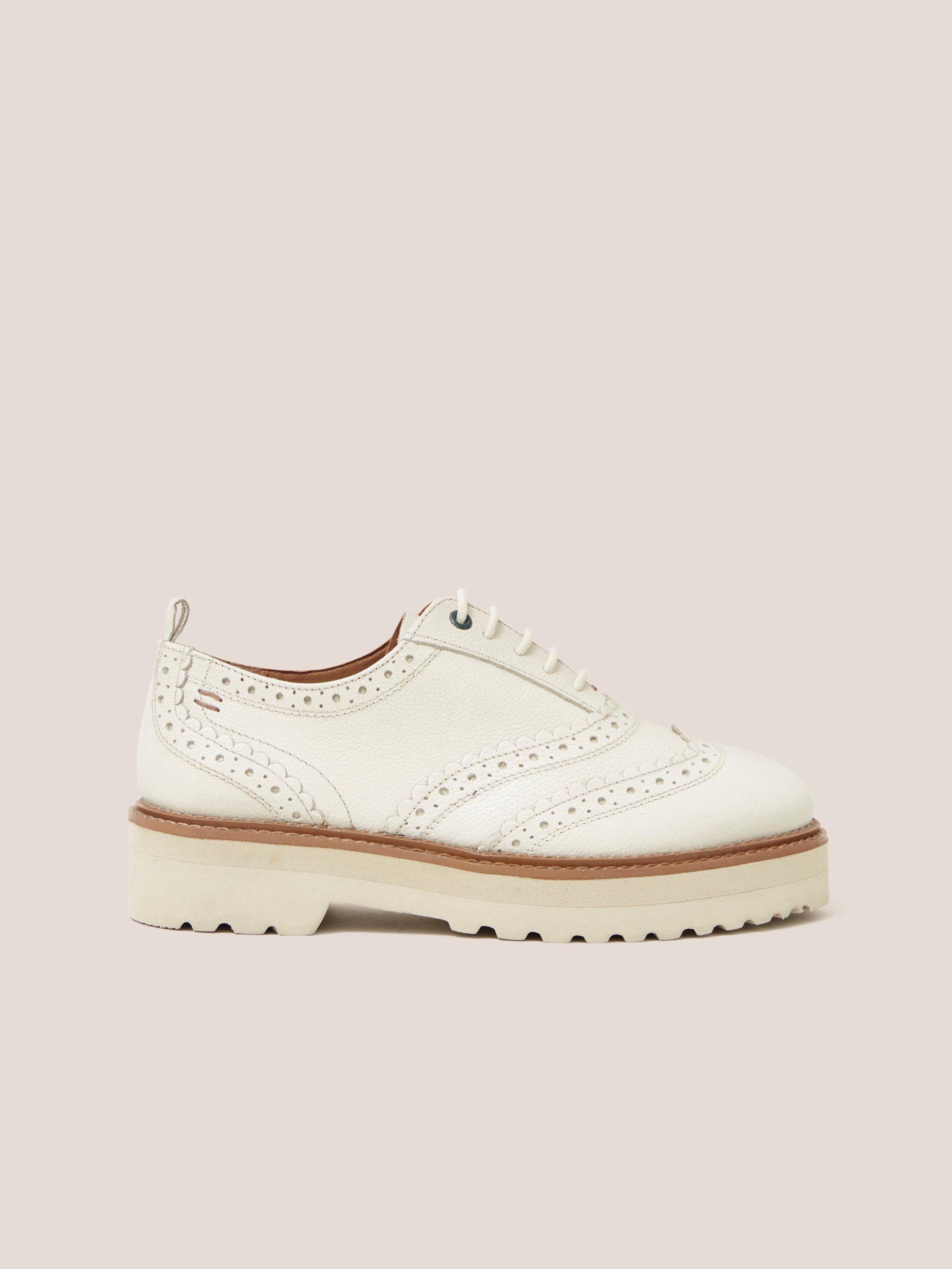 Chunky Leather Lace Up Brogue in LGT NAT - MODEL FRONT