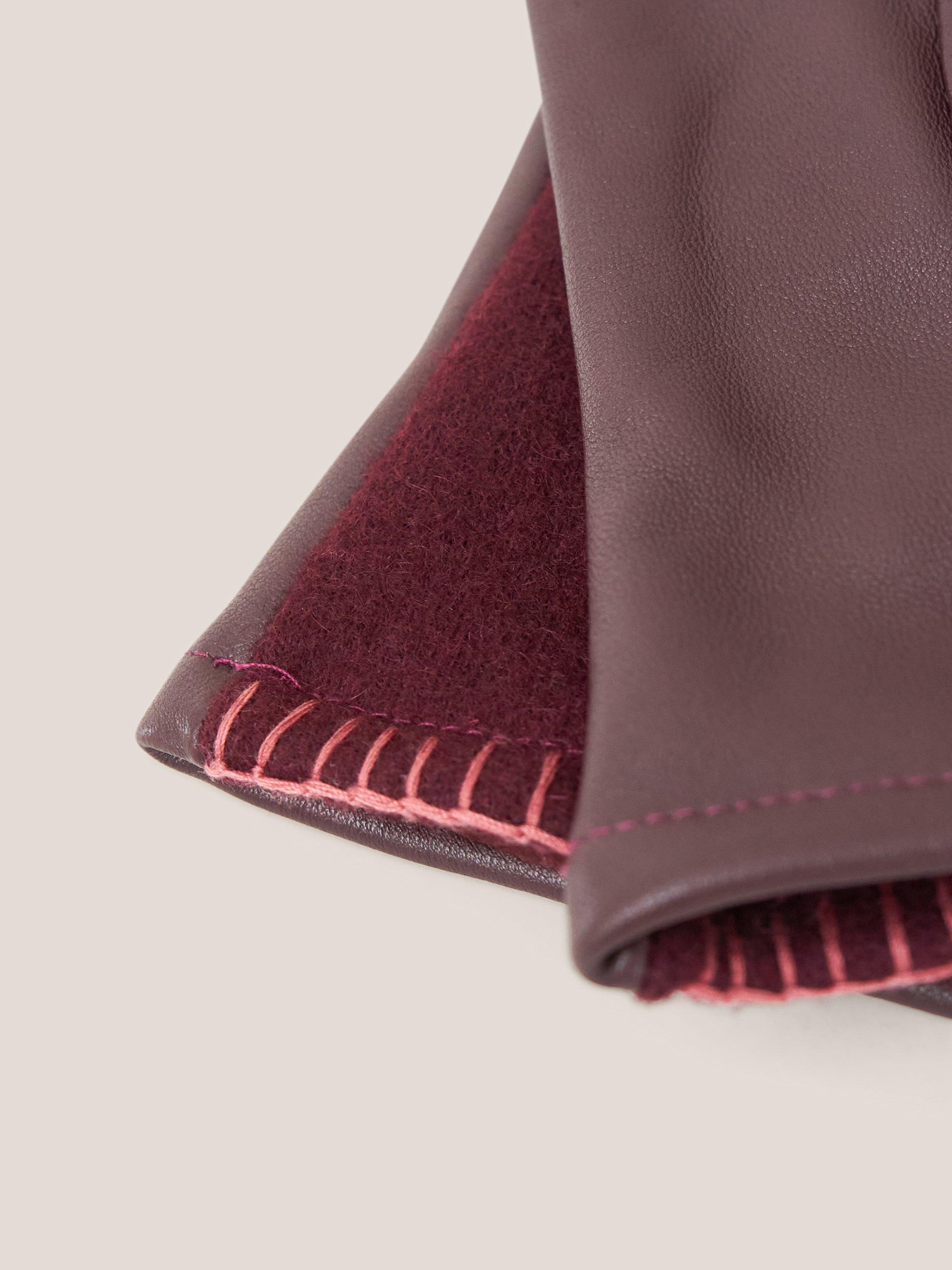 Lucie Leather Glove in PLUM MLT - FLAT DETAIL