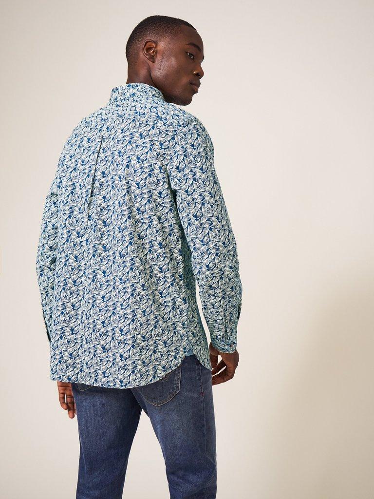 Dandelion Printed Shirt in MID TEAL - MODEL BACK