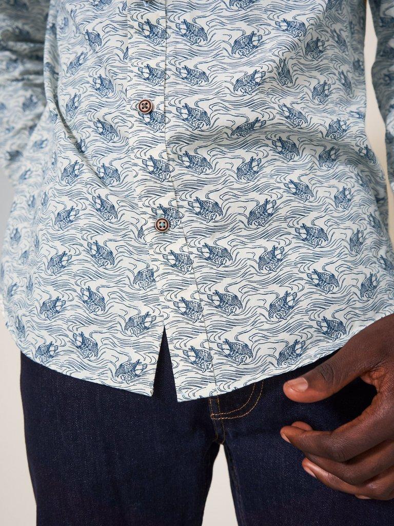 Duck Printed Shirt in NAT WHITE - MODEL FRONT