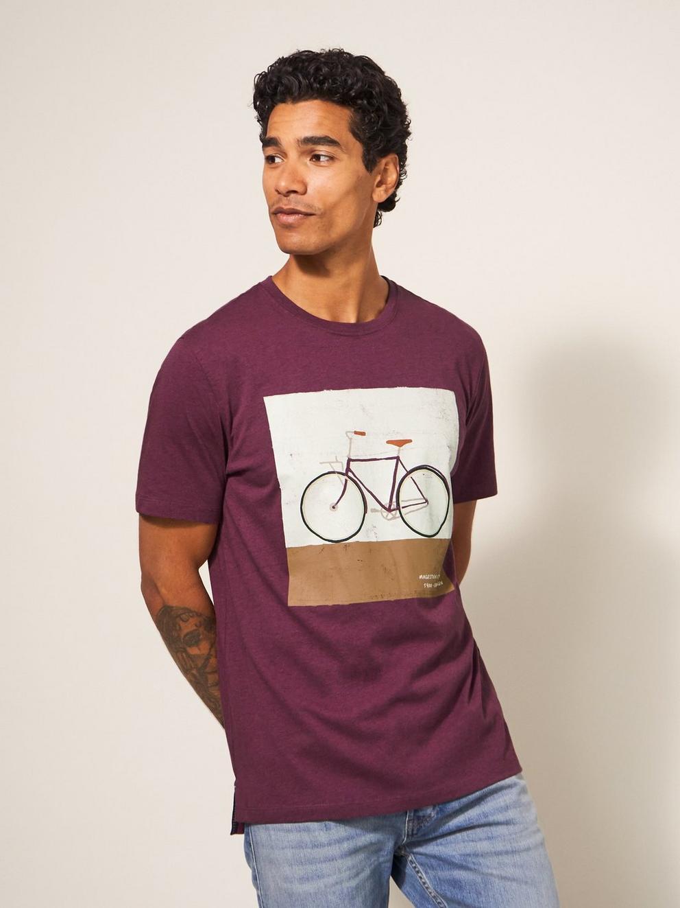 City Cruiser Graphic Tshirt in MID PLUM - MODEL DETAIL