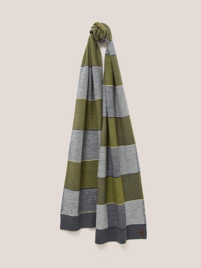 Knitted Check Merino Scarf in GREY MLT - MODEL FRONT
