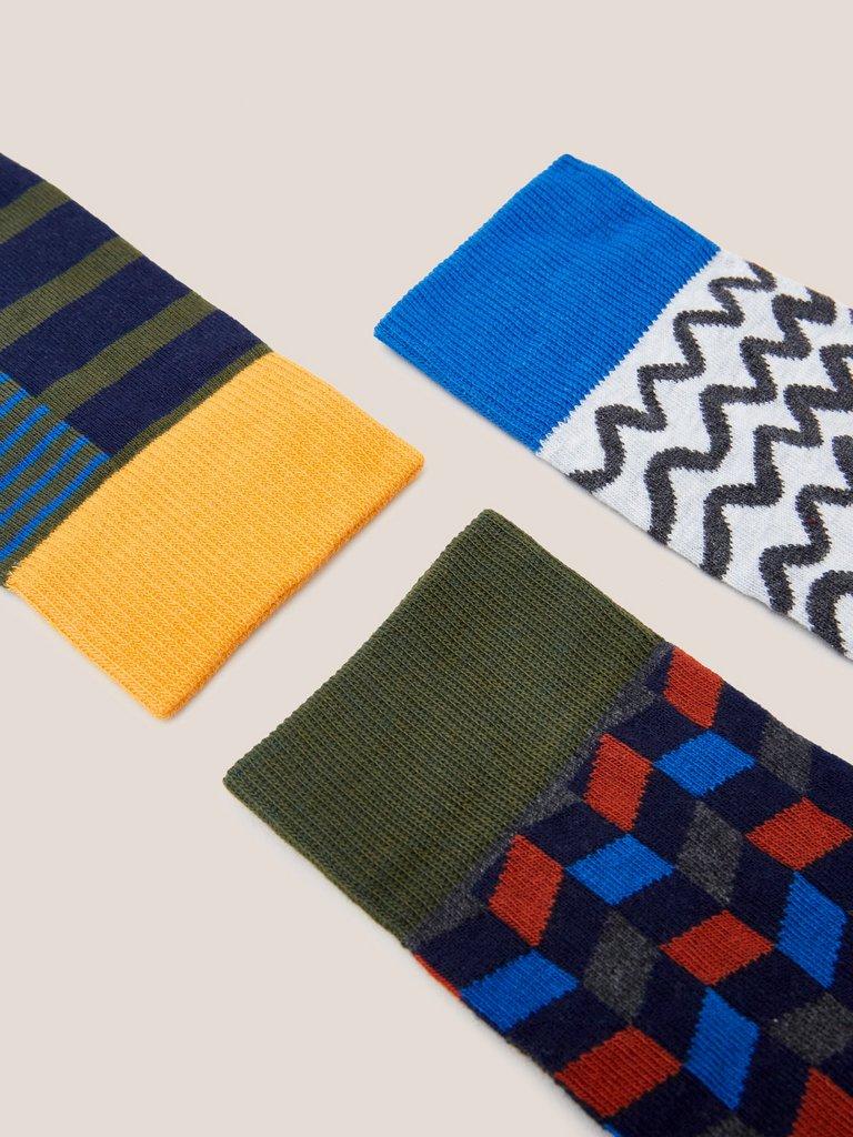 3 Pack Geo Stripe Ankle Socks in KHAKI GRN - FLAT DETAIL