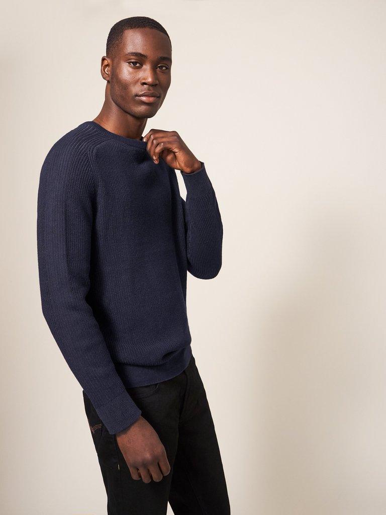 Pentire Crew in DARK NAVY - MODEL DETAIL