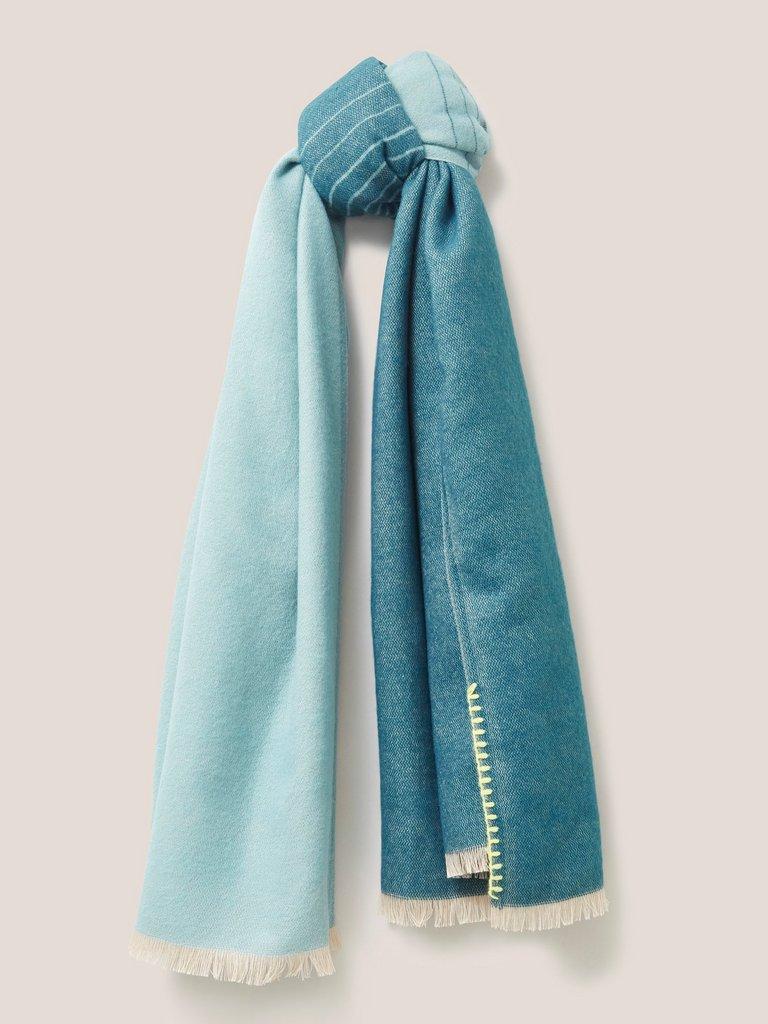 Selma Midweight Scarf in BRT TEAL - MODEL FRONT