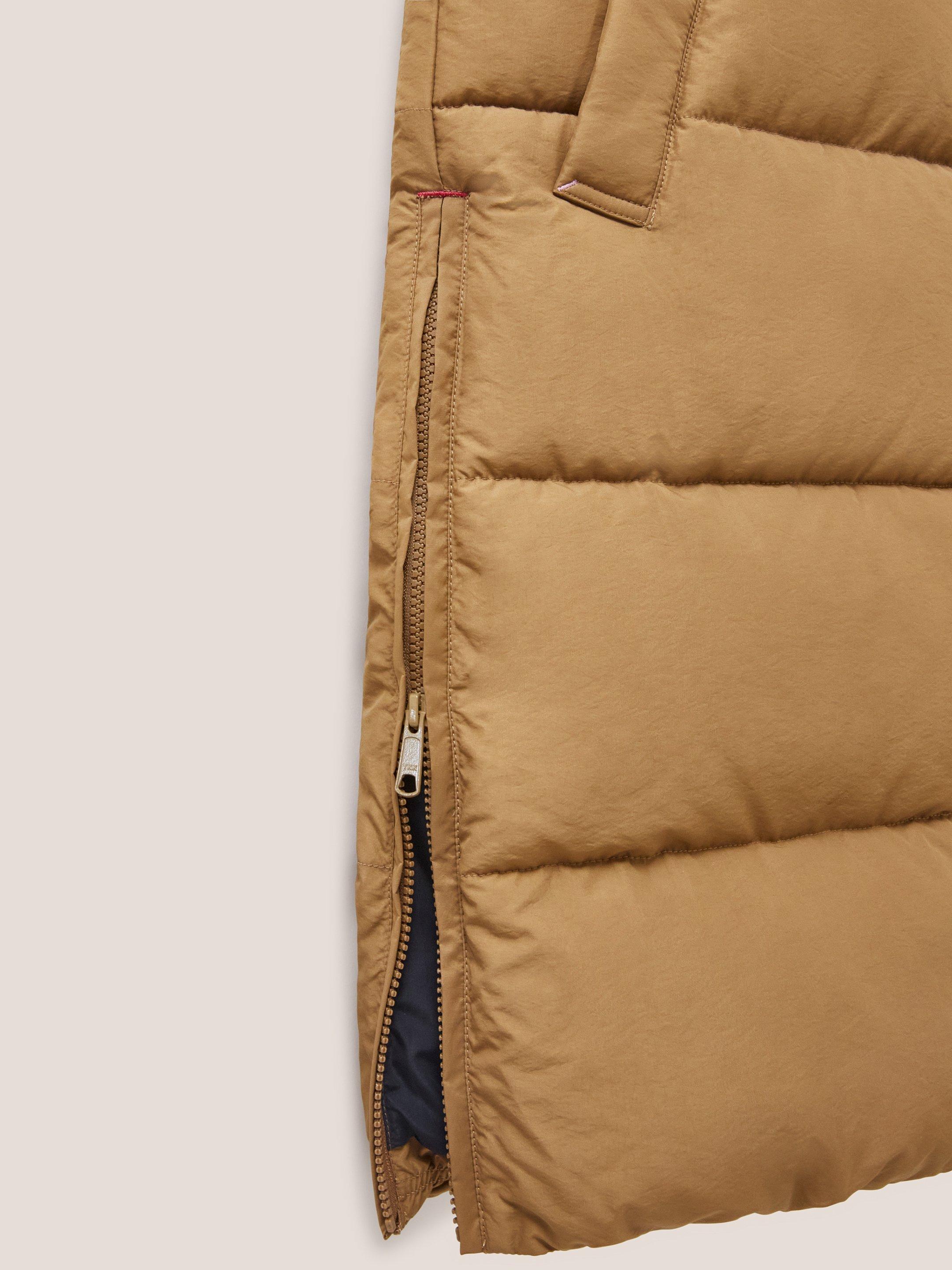 Ember Quilted Gilet in MID TAN - FLAT DETAIL