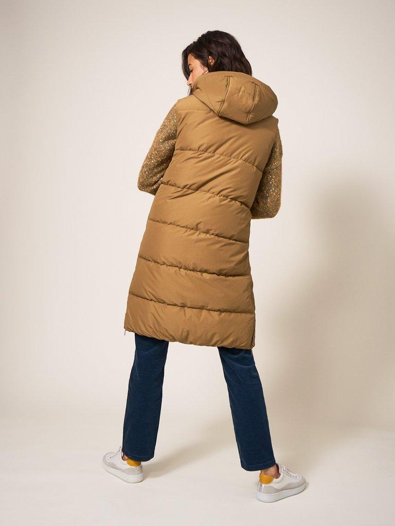 Ember Quilted Gilet in MID TAN - MODEL BACK