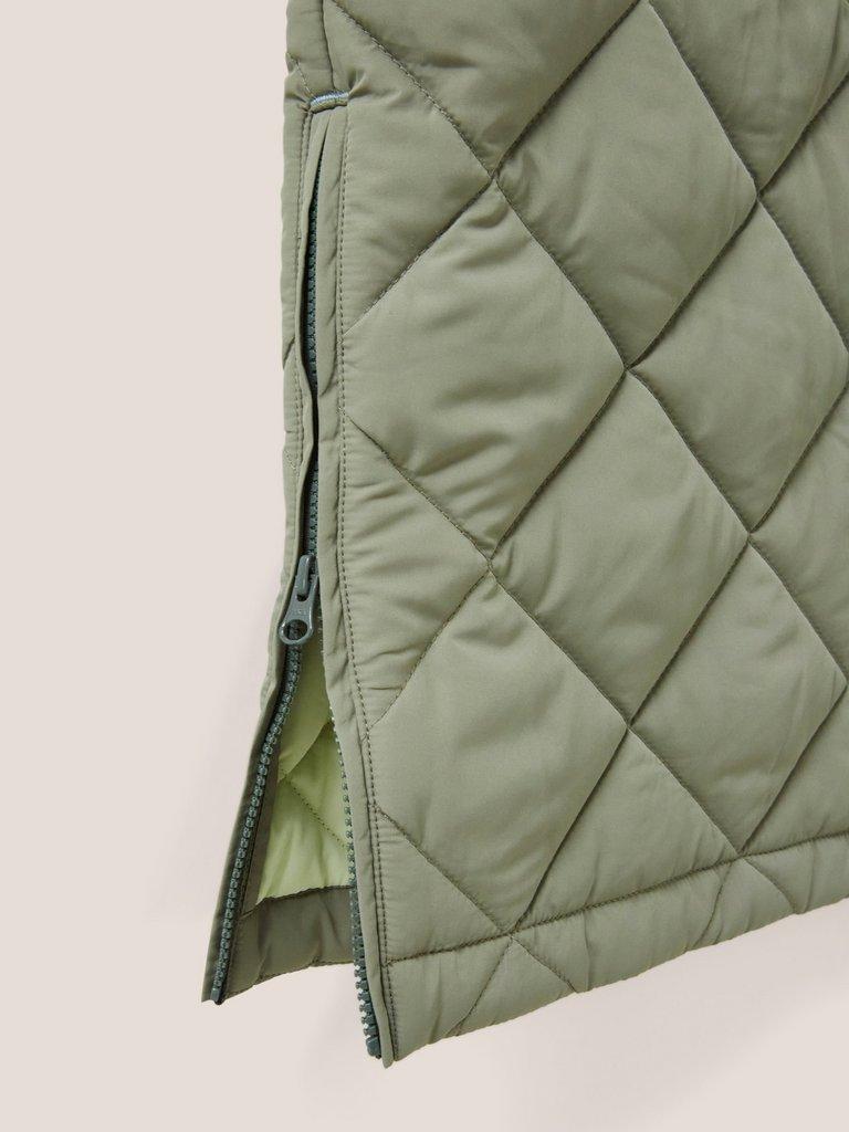 Lorena Quilt Coat in MID GREEN - FLAT DETAIL