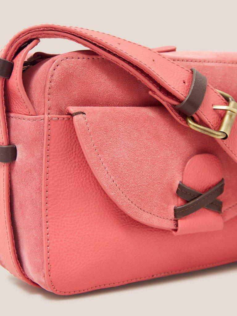 Lola Leather Camera Bag in MID PINK - FLAT DETAIL