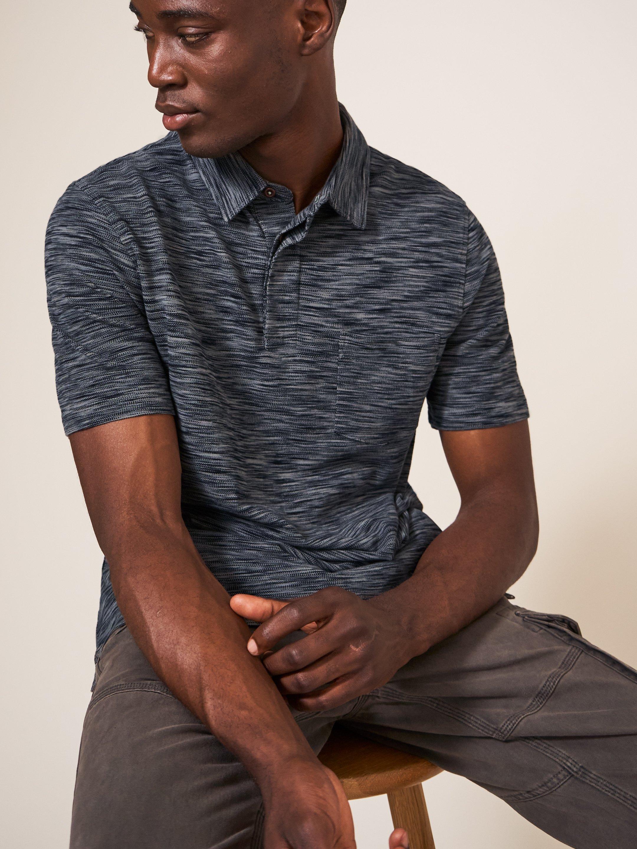 Spacedye Polo in MID GREY - LIFESTYLE
