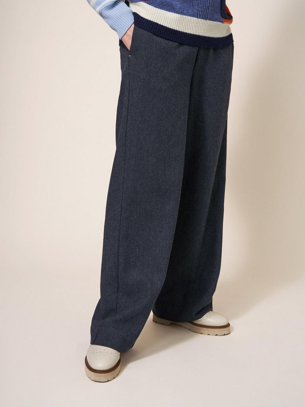 Belle Tweedy Wide Leg Trousers in GREY MLT - MODEL DETAIL
