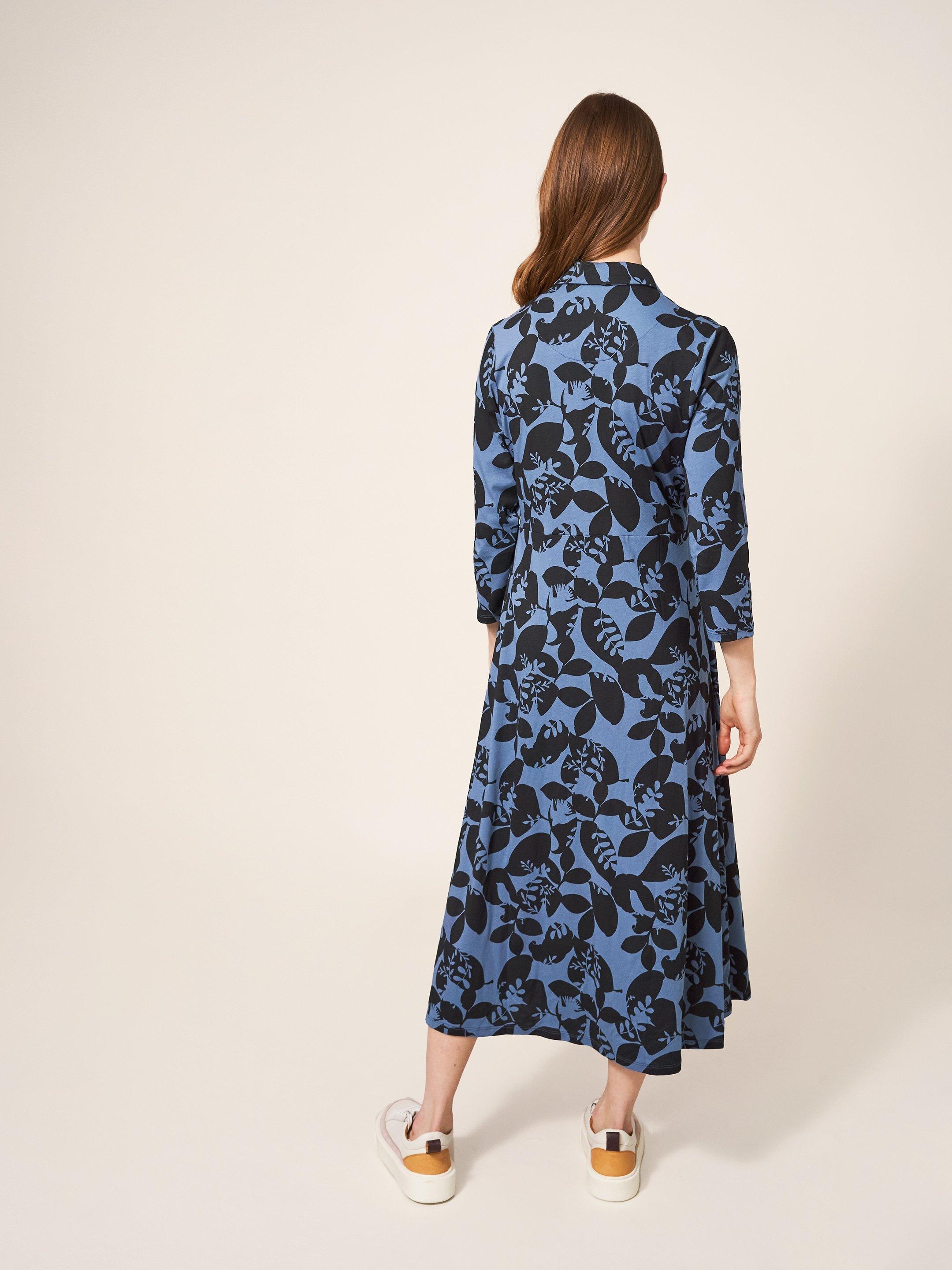 Rua Printed Midi Dress in BLUE PR - MODEL BACK