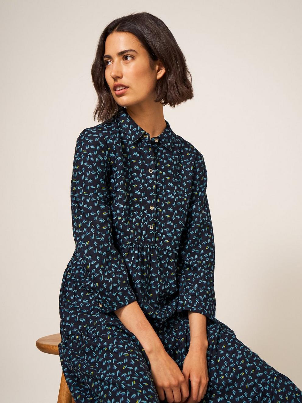 Maya Tiered Shirt Dress in BLK MLT - MODEL FRONT