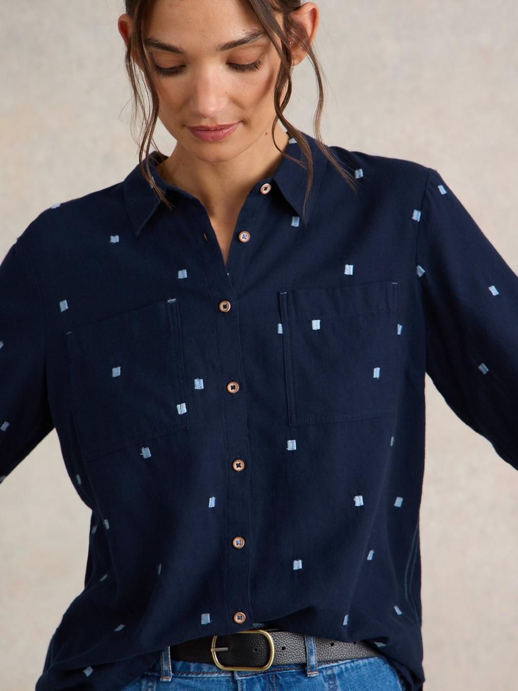 Sophie Organic Cotton Shirt in DARK NAVY - MODEL DETAIL