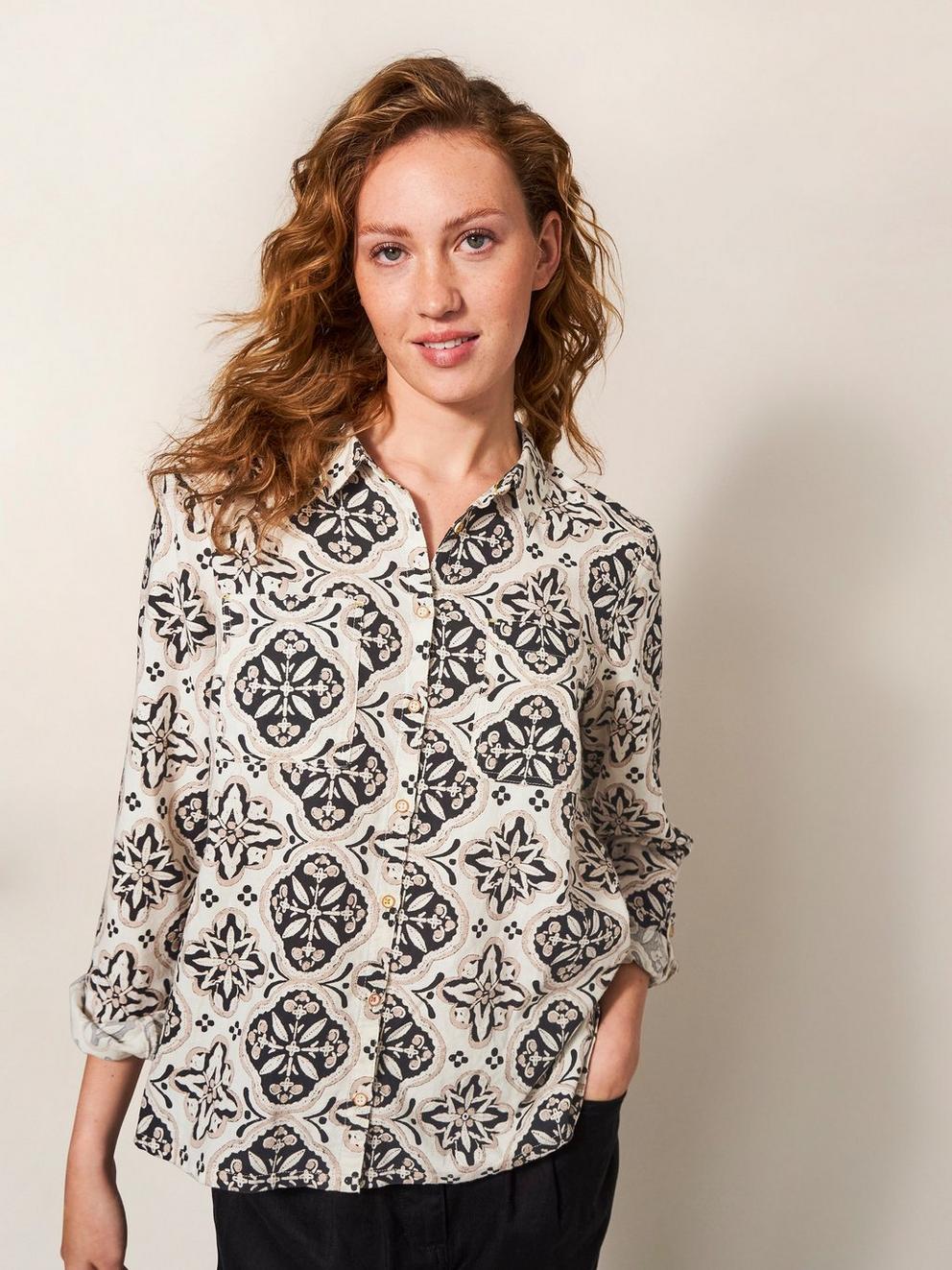 Sophie Organic Cotton Shirt in NAT MLT - LIFESTYLE