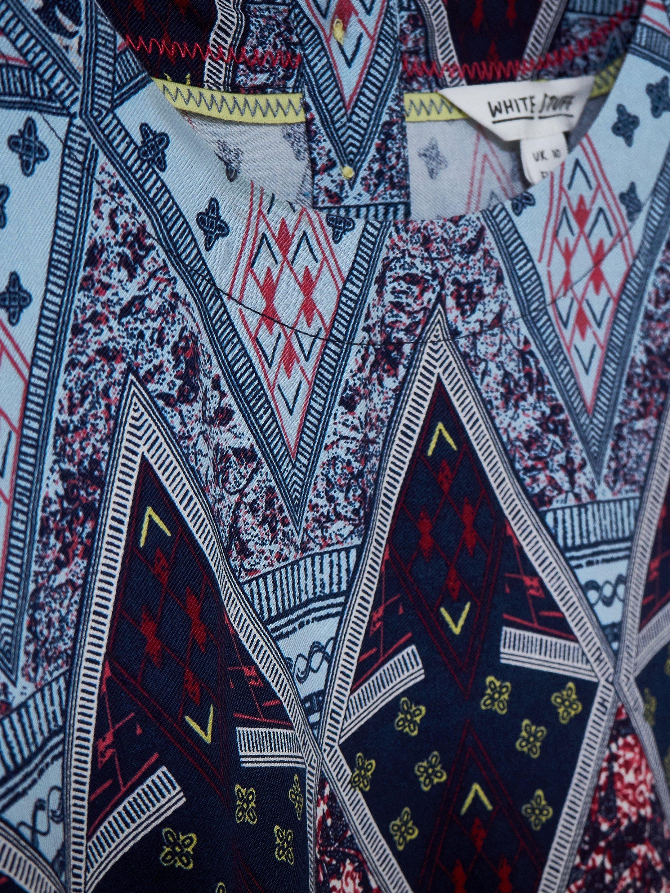 Mila Relaxed Fit Top in NAVY MULTI - FLAT DETAIL