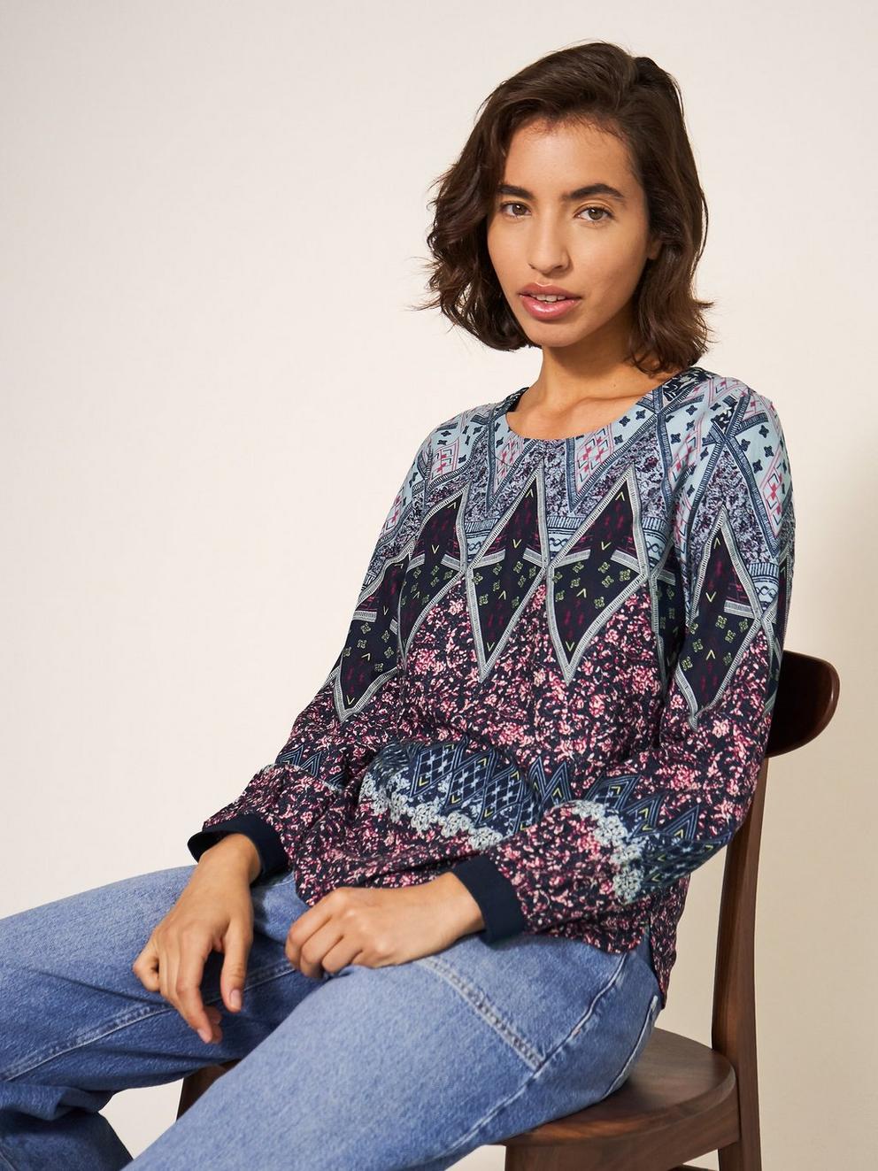 Mila Relaxed Fit Top in NAVY MULTI - LIFESTYLE