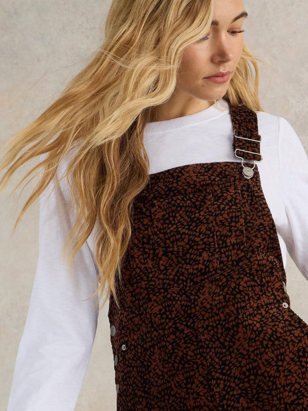 Emmie Organic Cord Pinafore in BLK PR - MODEL DETAIL