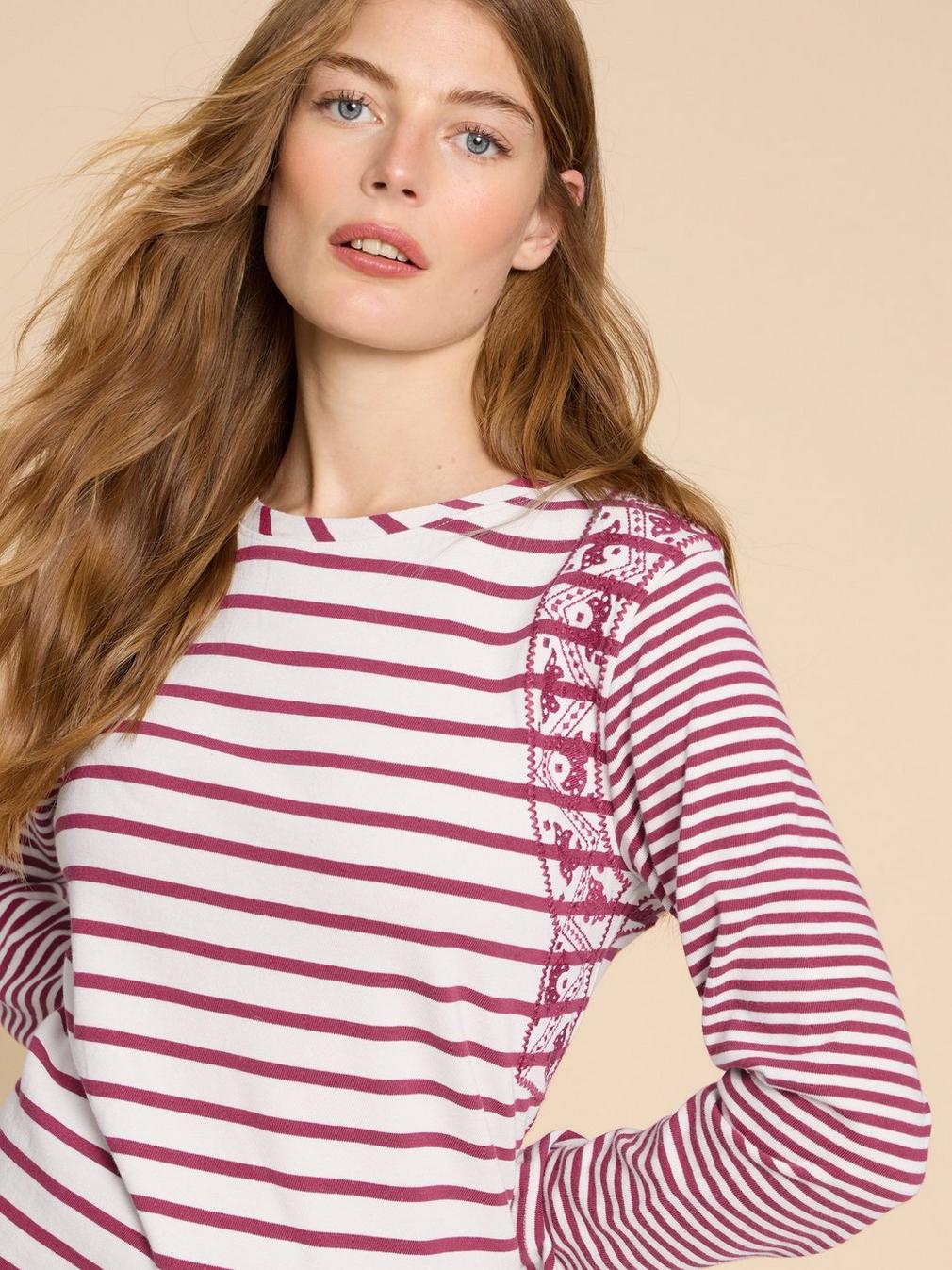 WHISPER INTERLOCK TEE in PINK MLT - MODEL DETAIL