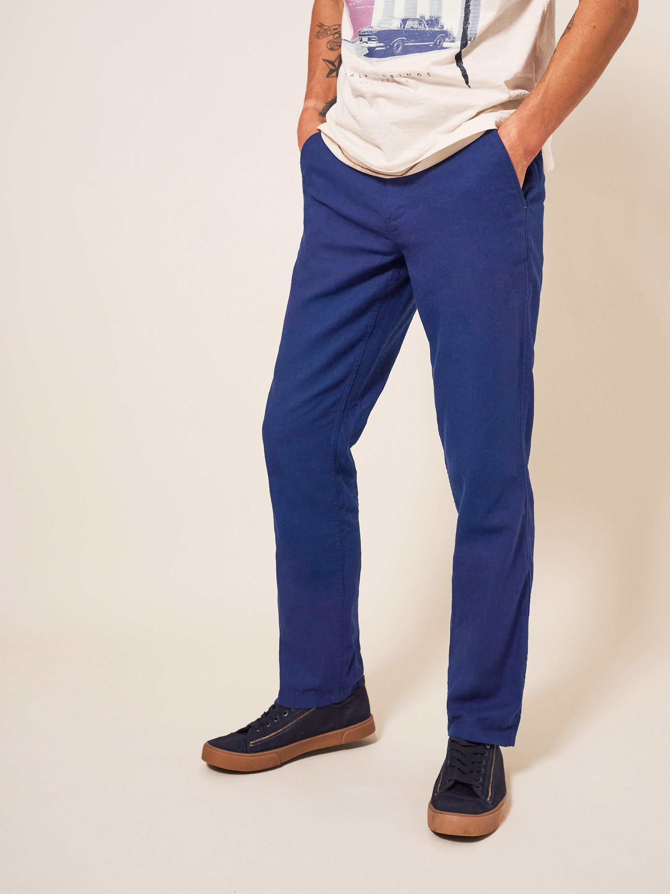 Linen Blend Trouser in DARK NAVY - MODEL FRONT