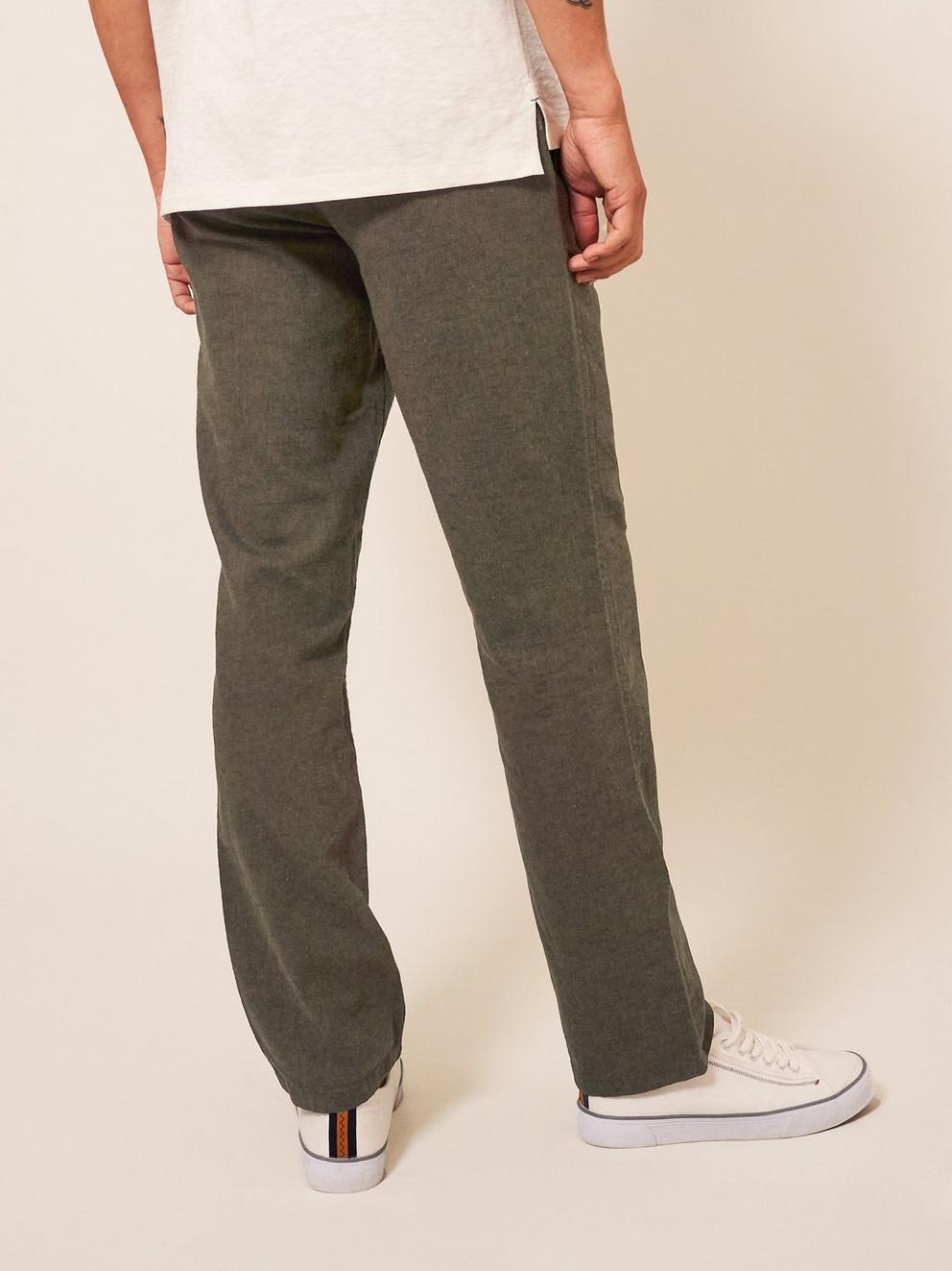 Blend Trouser Linen in KHAKI GRN - MODEL BACK