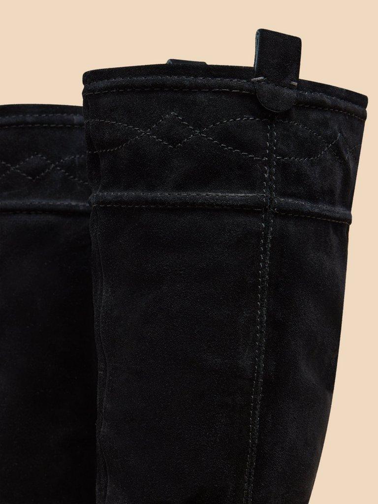 Connie Suede Pull On Boot in PURE BLK - FLAT DETAIL