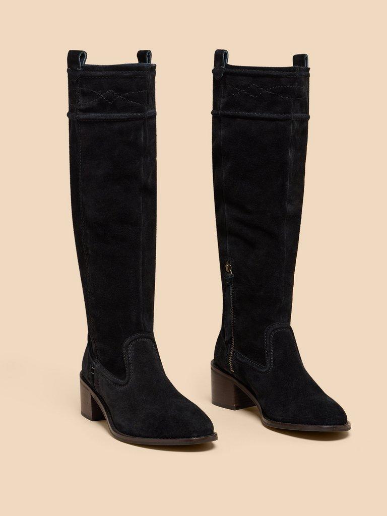 Connie Suede Pull On Boot in PURE BLK - FLAT FRONT