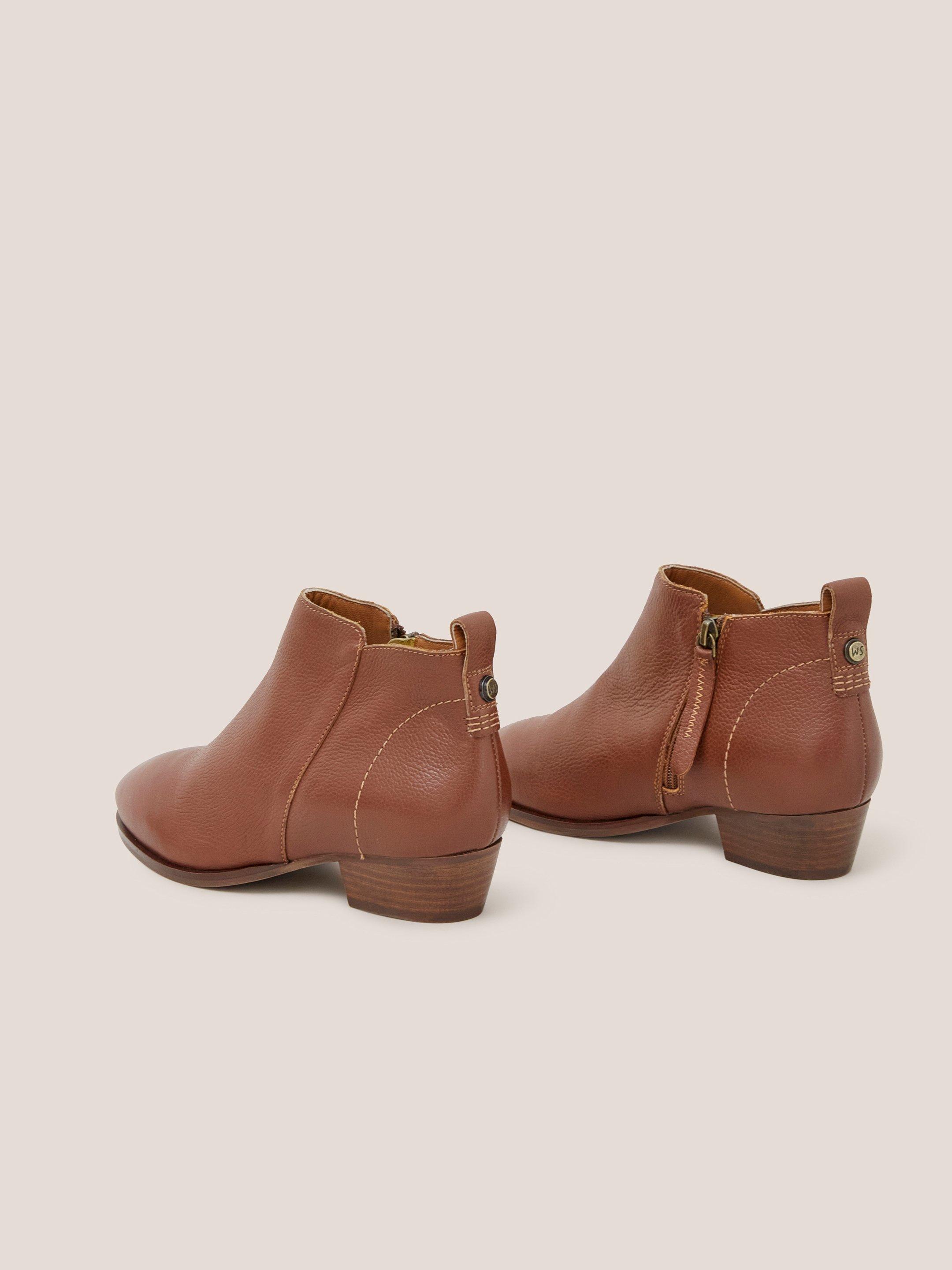 Leather Willow Ankle Boot in DARK TAN - FLAT BACK