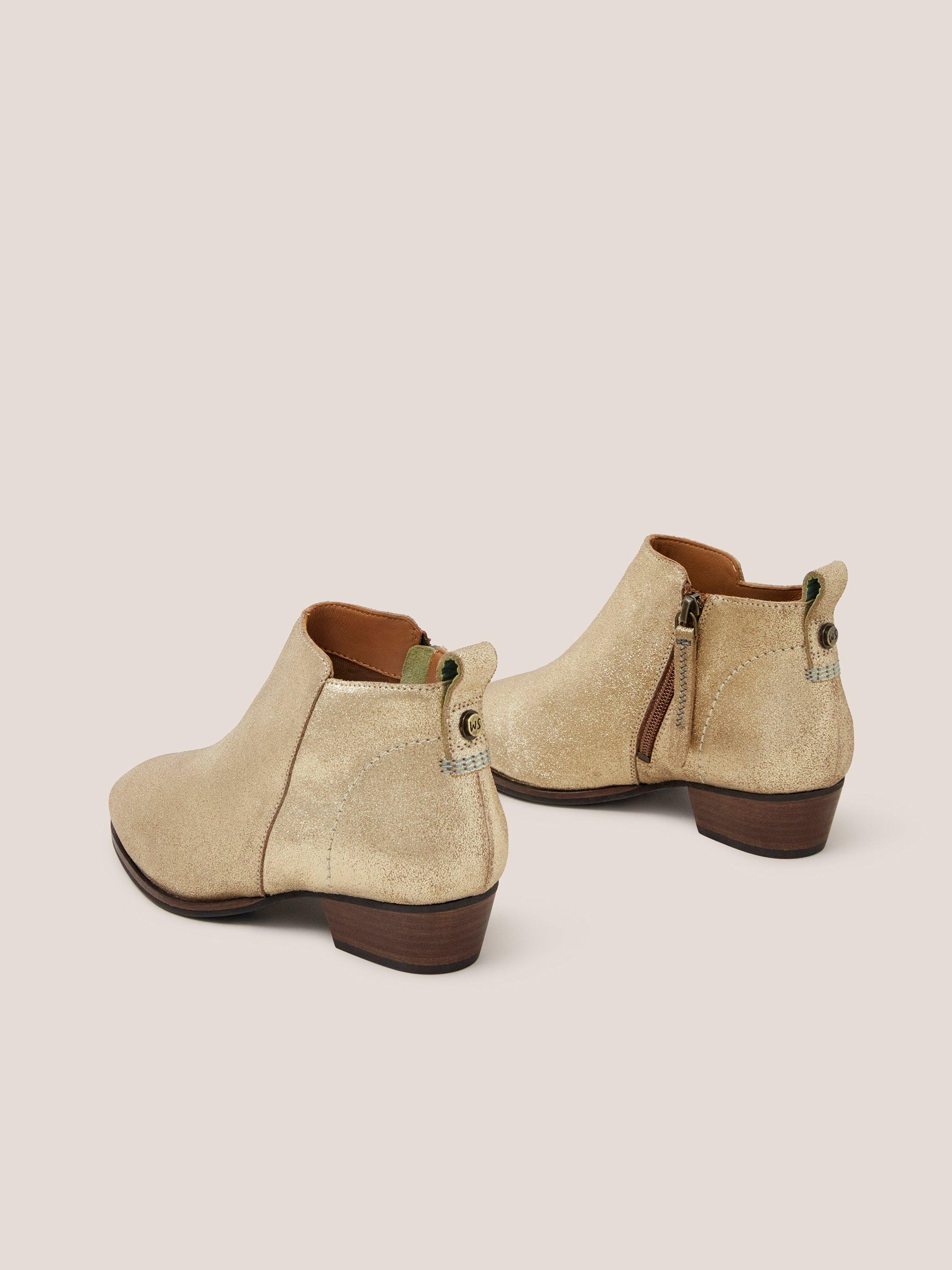 Leather Willow Ankle Boot in GLD TN MET - FLAT BACK