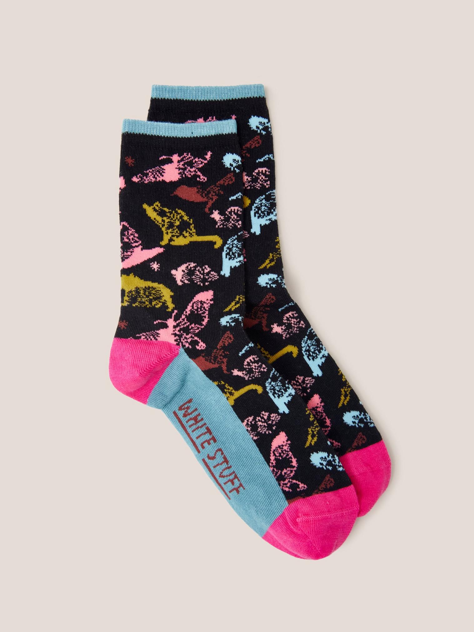 Abstract Animal Ankle Sock in BLK MLT - FLAT FRONT
