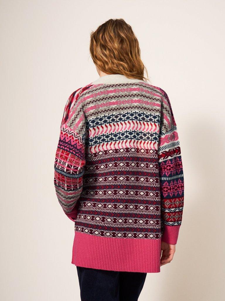 COCOON PATTERN CARDI FAIRISLE in RED MLT - MODEL BACK