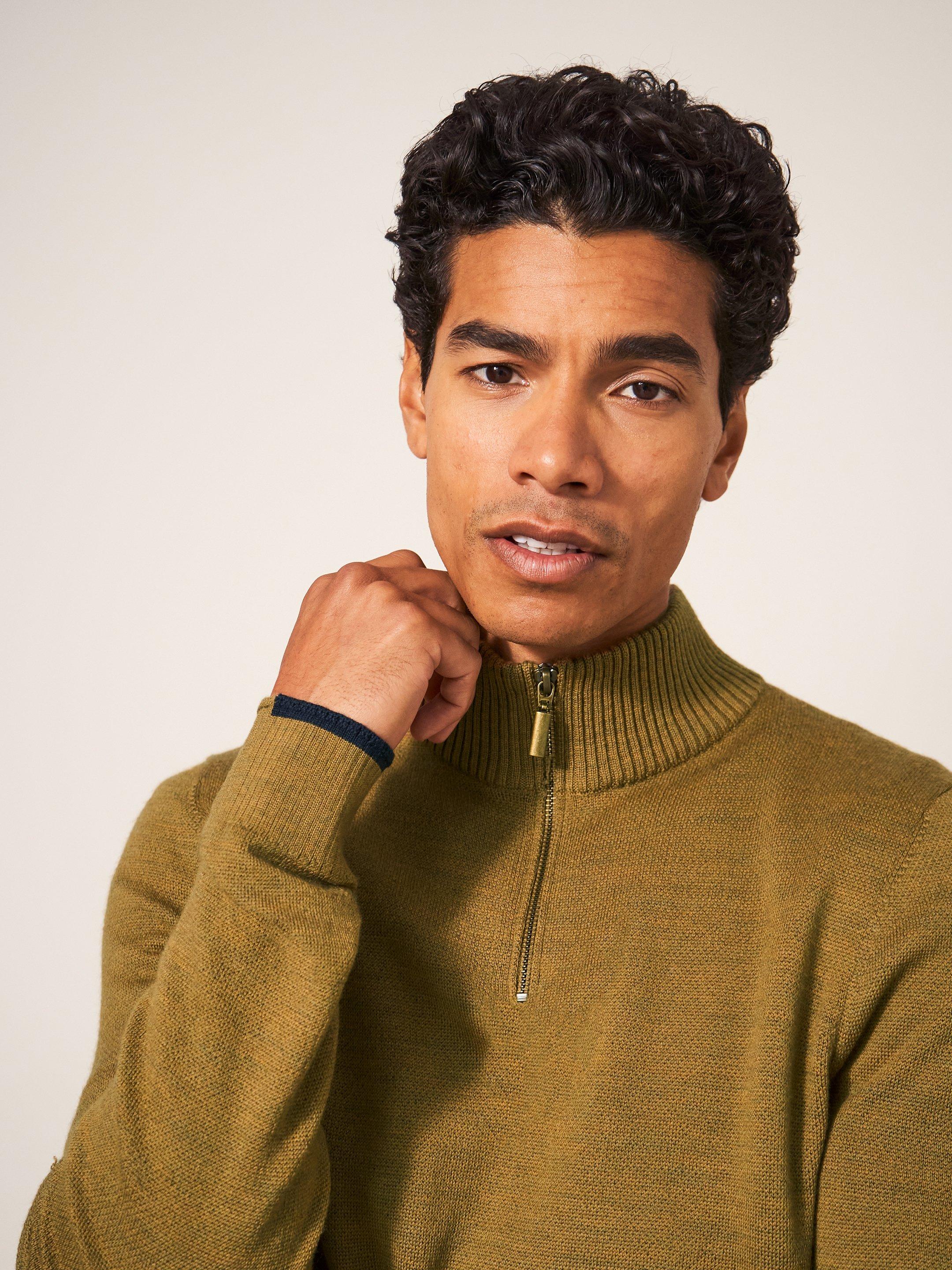 Newport Merino Jumper in MID GREEN - MODEL FRONT