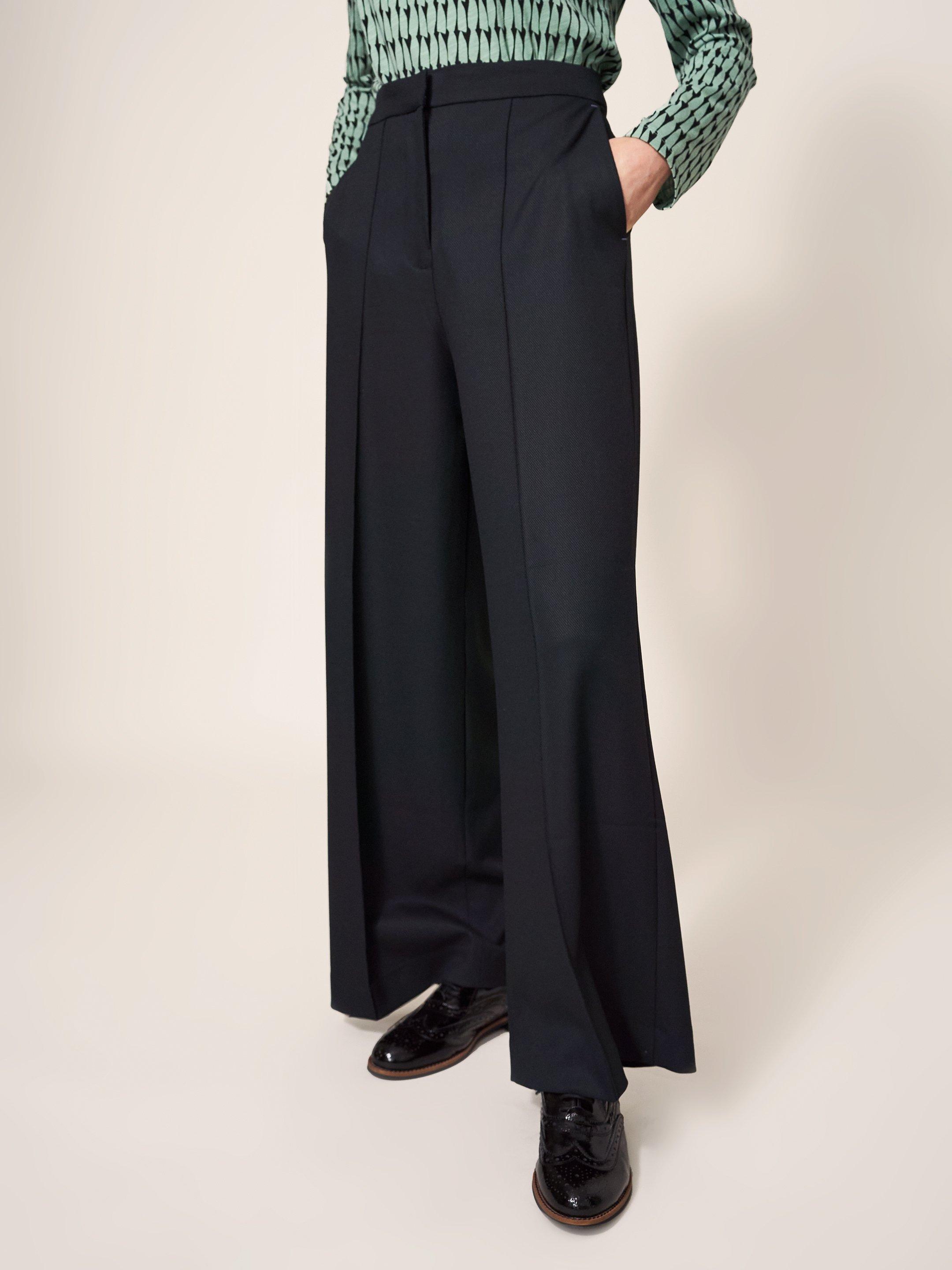 Jenny Wide Leg Trouser in PURE BLK - LIFESTYLE