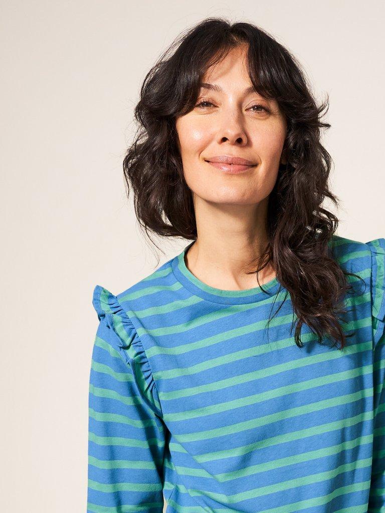 Ruffle Tee in BLUE MLT - MODEL DETAIL