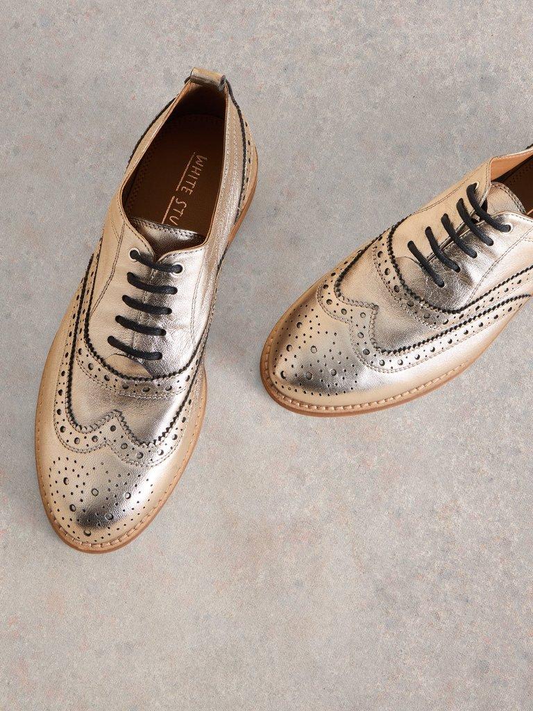 Thistle Leather Lace Up Brogue in COLOUR MET - FLAT DETAIL