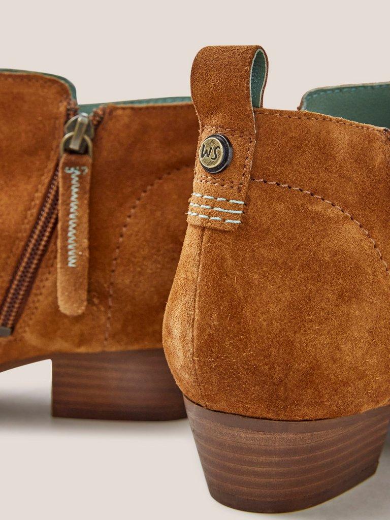 Tan suede outlet flat ankle boots