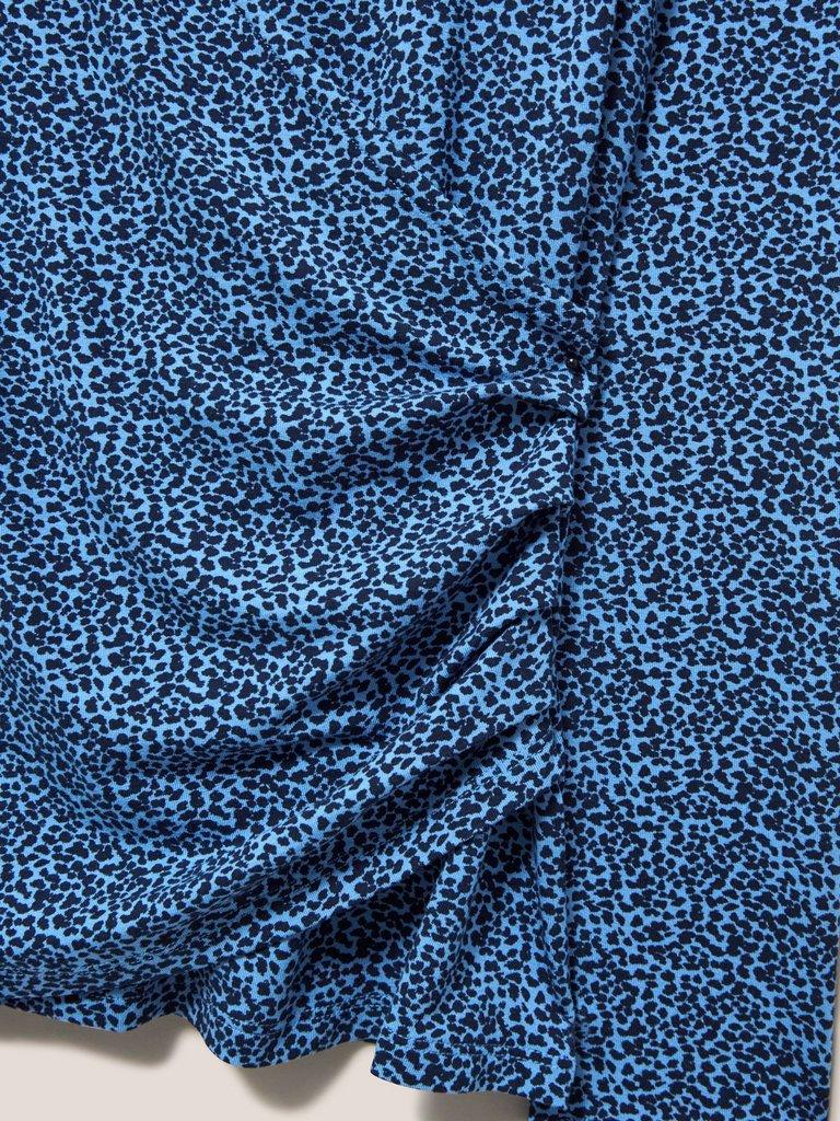 Wrap Top in BLUE MLT - FLAT DETAIL
