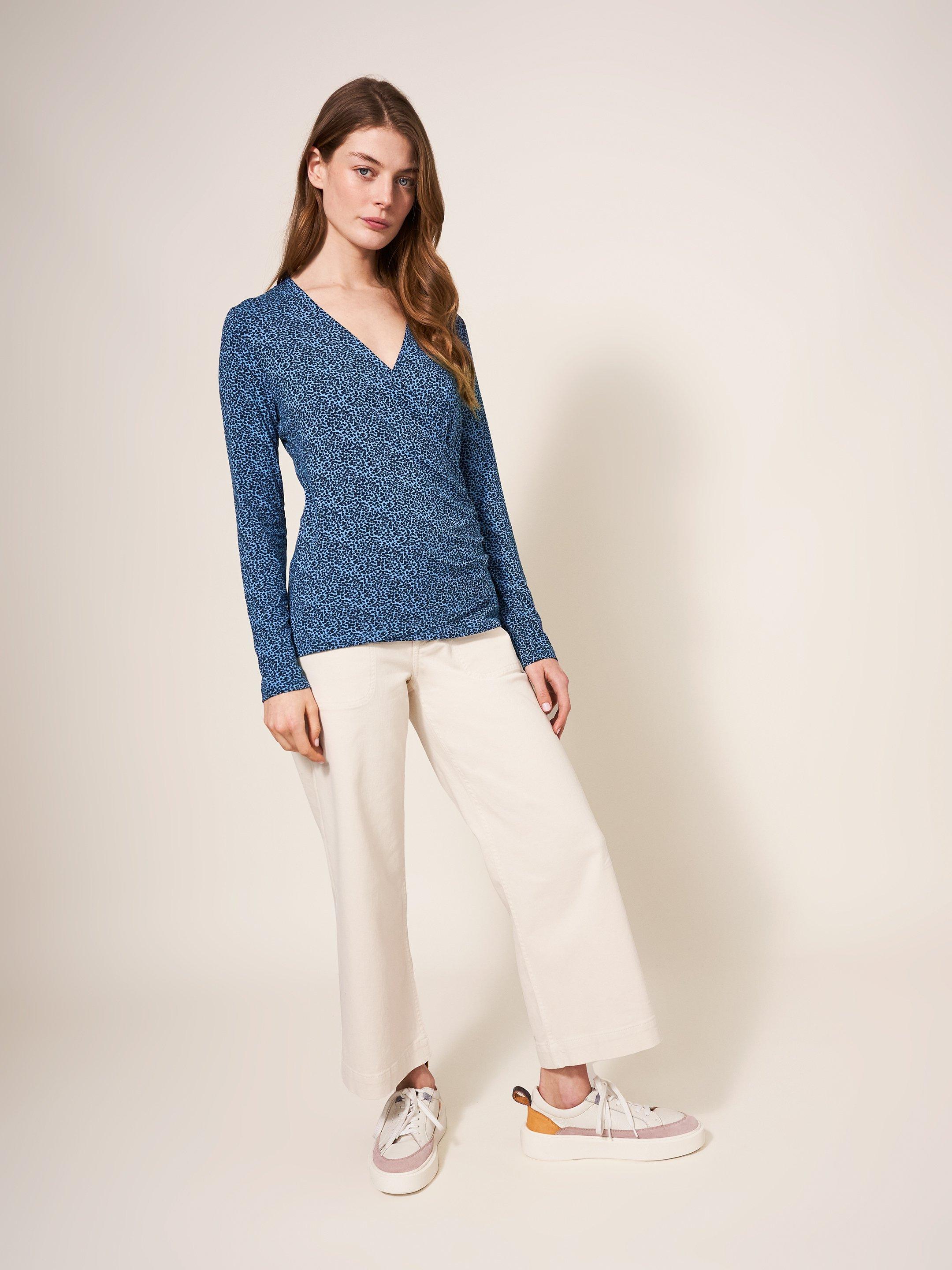 Wrap Top in BLUE MLT - MODEL FRONT