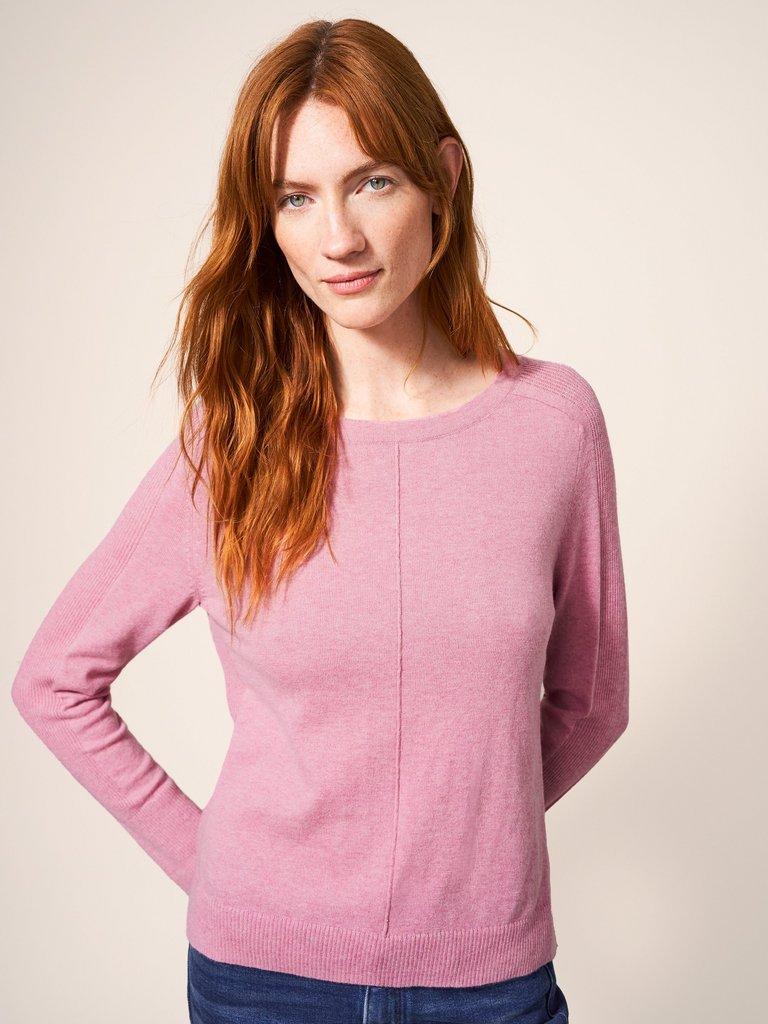 URBAN JUMPER in LGT PINK - MODEL DETAIL