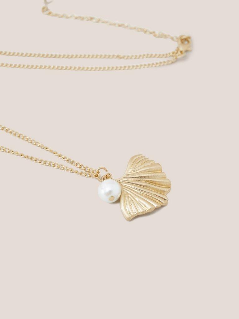 Fan Pearl Pendant Necklace in GLD TN MET - FLAT DETAIL