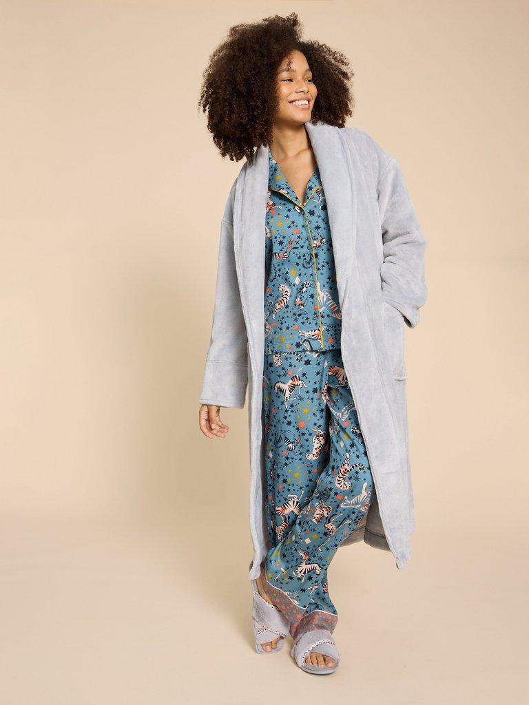 Clover Cosy Dressing Gown in LGT GREY - MODEL FRONT