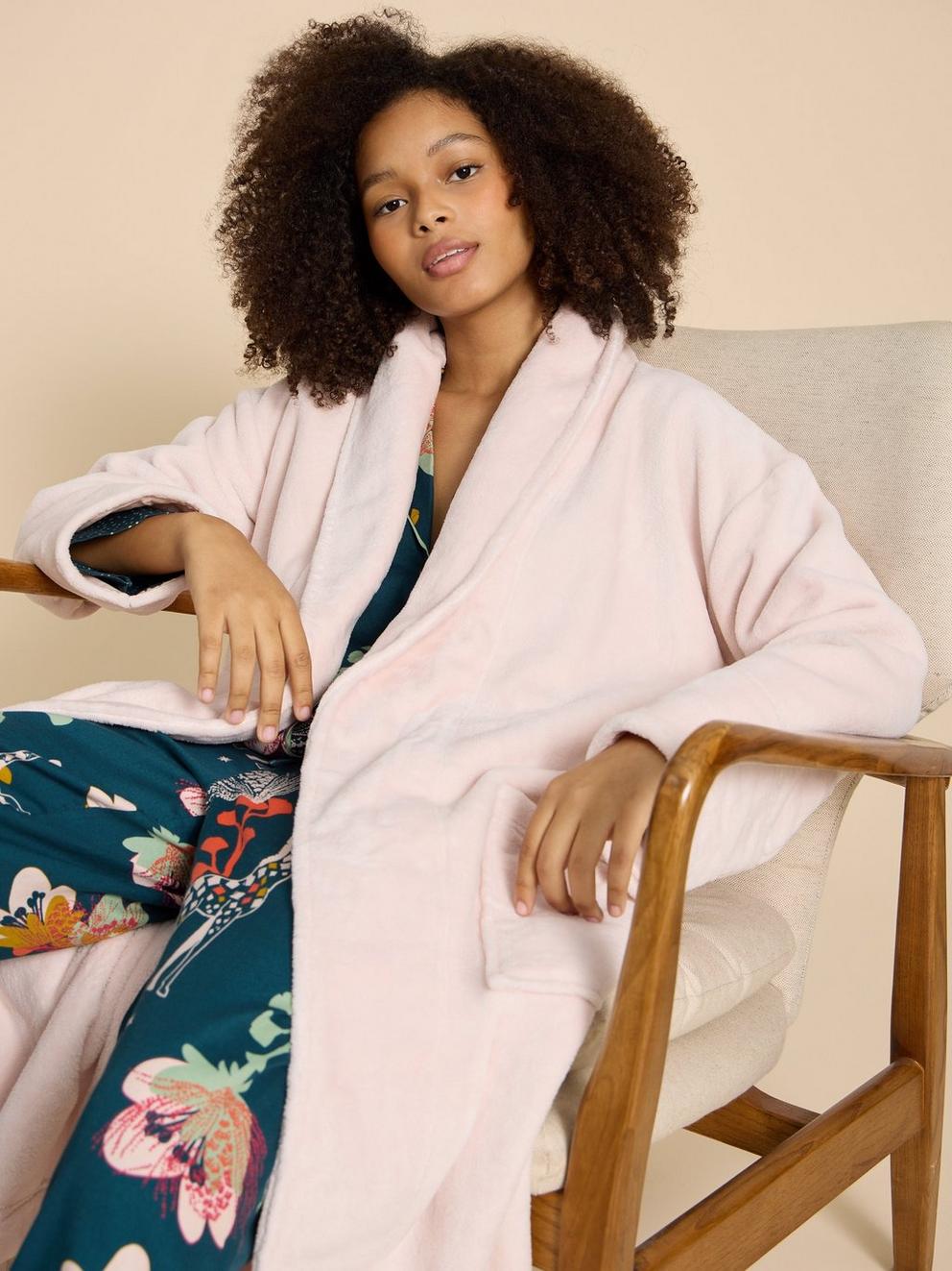 Clover Long Sleeve Dressing Gown in LGT PINK - MODEL DETAIL